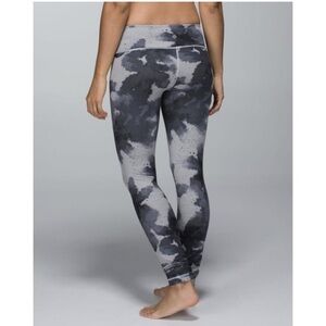 Lululemon Wunder Under Pant Print Floral Platoon Silver Spoon size 4